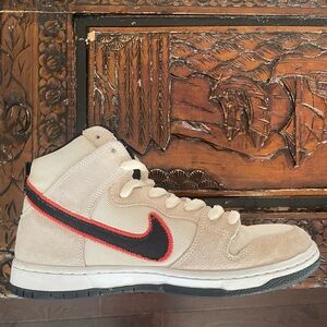 NIKE SB DUNK HIGH PRO SF GIANTS